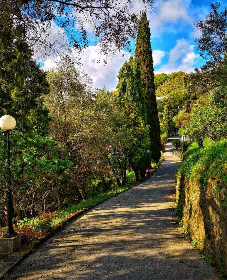 Вилла La Vivagna - Casa Vista Mare Tra Gli Ulivi Leivi Экстерьер фото